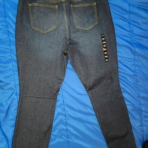 Torrid Mid-Rise Skinny Jeans